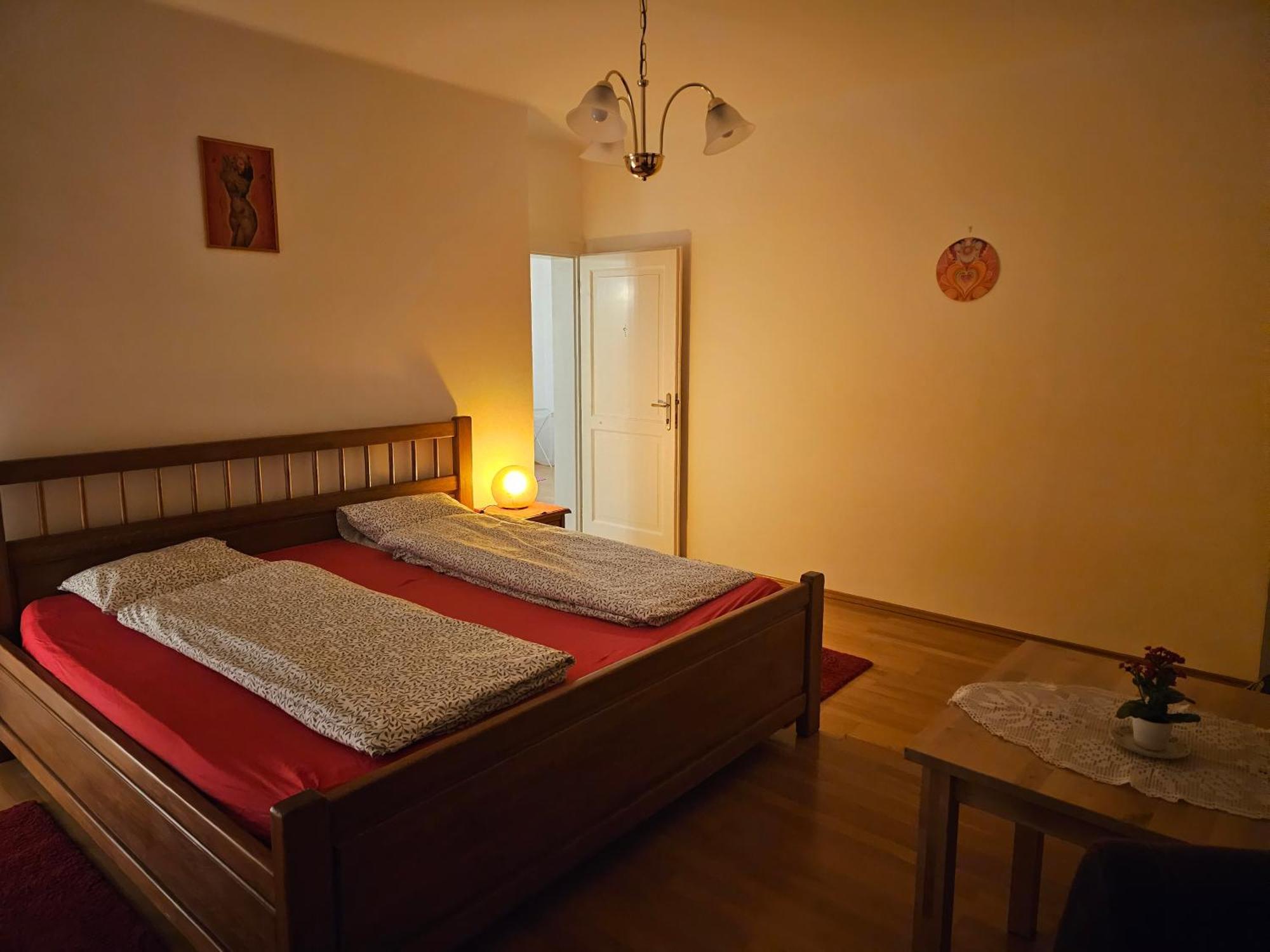Laxmi Happy Home In Historical Prague Exterior photo